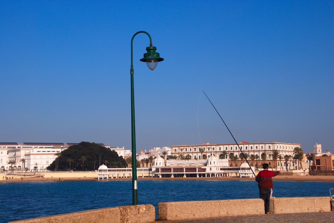 Apartamentos La Caleta De Cadiz Ngoại thất bức ảnh